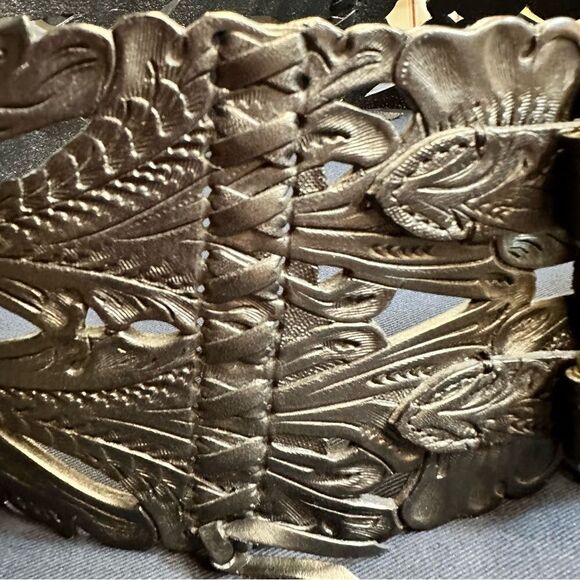 Ralph Lauren Collection * Spring 13 Black Western Tooled Leather Contour Belt - Picture 9 of 17